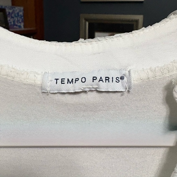 Silk Tempo Paris Elegant White Overlay Dress. Made in Italy. - Picture 2 of 6